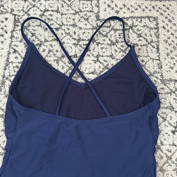 Swimsuit - Picture 4 of 5